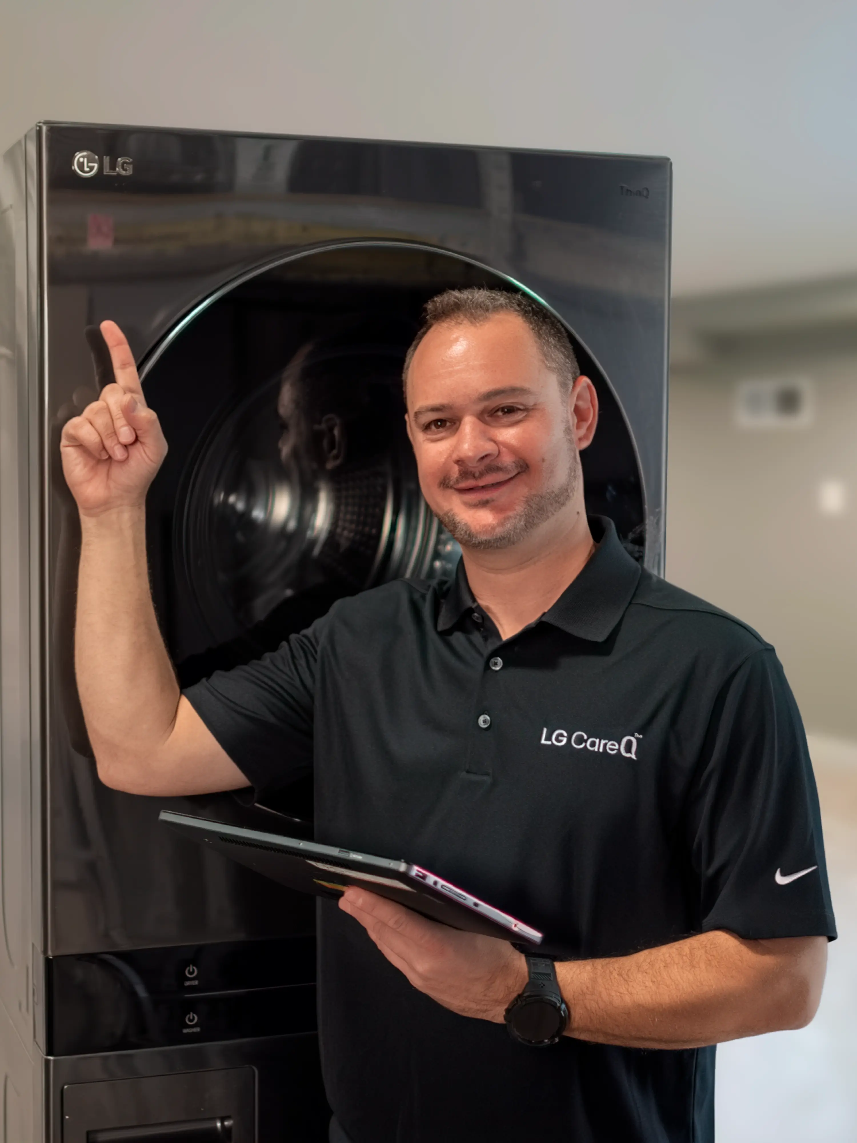 Lg Certified Appliance Technician Service Call Crop Lg Certified Appliance Technician Service Call Crop